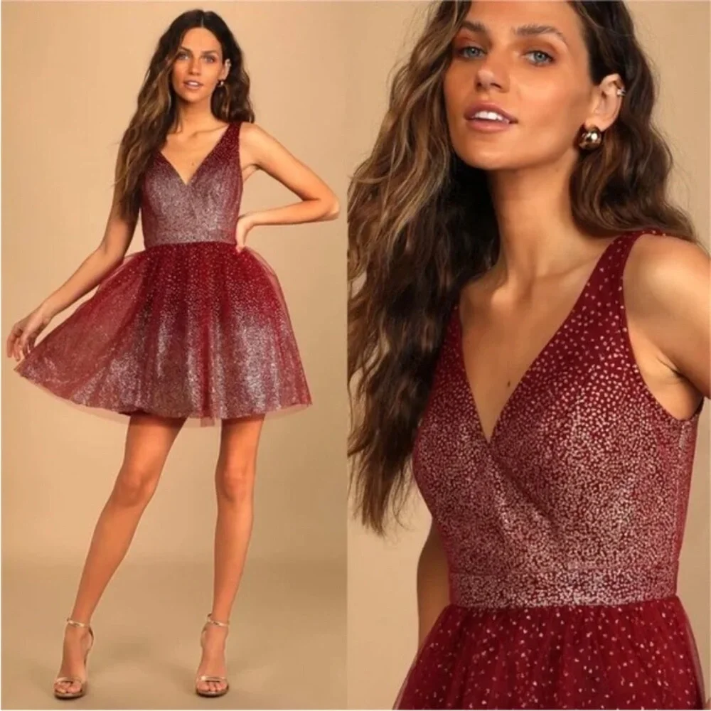 NWT Lulu's Burgundy Glitter Mini Dress - Picture 1 of 8